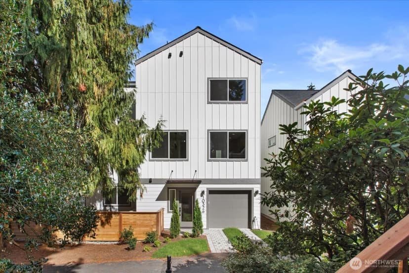 Property photo for 10326 Ashworth Avenue N, Seattle