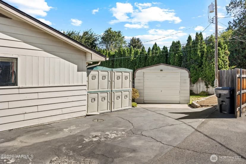 Property photo for 6604 Chinook Drive, Yakima photo 24