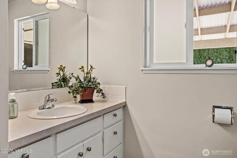 Property photo for 6604 Chinook Drive, Yakima photo 22