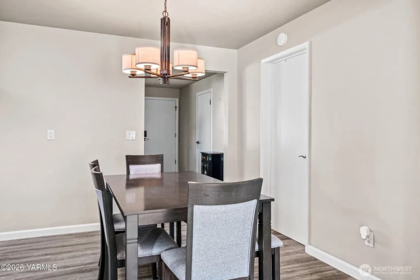 Property photo for 6604 Chinook Drive, Yakima photo 6