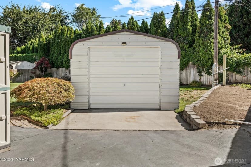 Property photo for 6604 Chinook Drive, Yakima photo 23