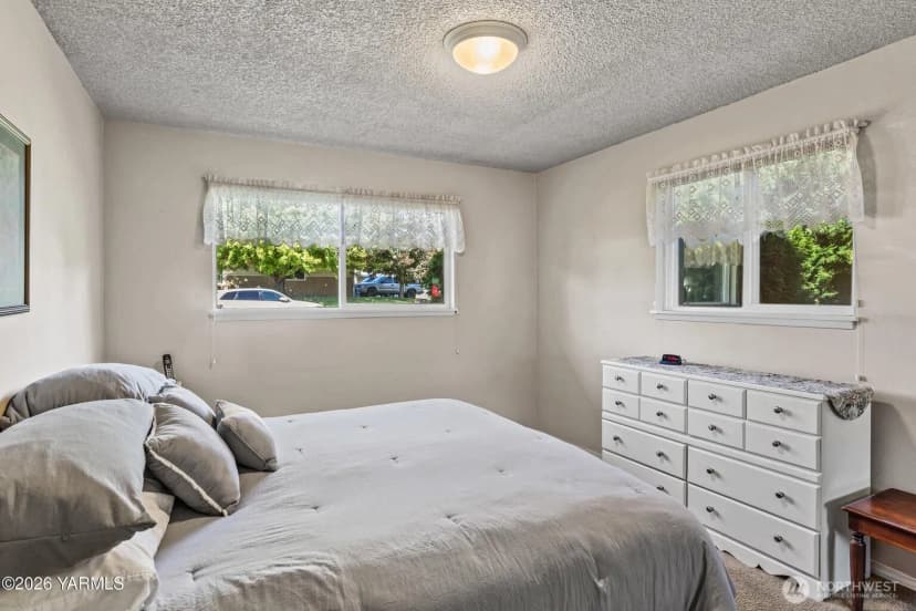 Property photo for 6604 Chinook Drive, Yakima photo 17
