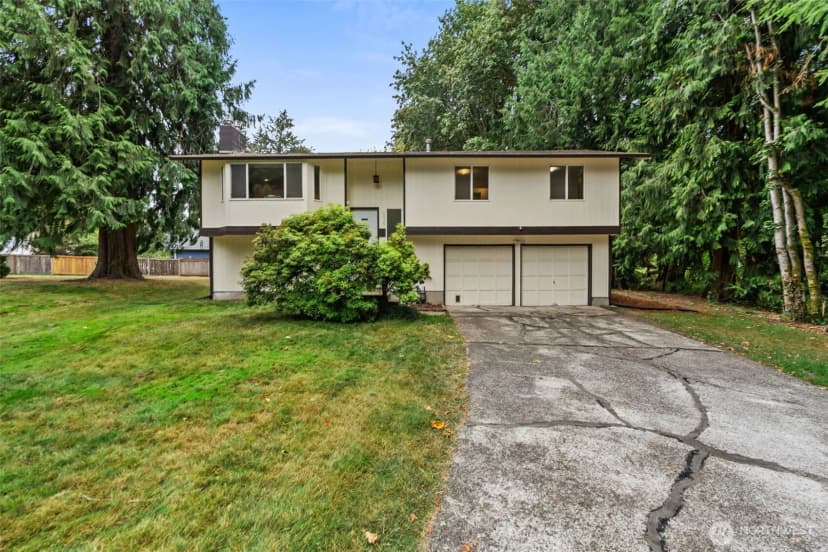 Property photo for 4939 Normandy Drive Se, Olympia