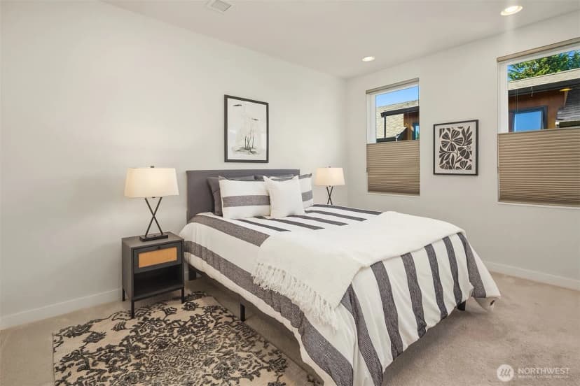 Property photo for 3300 Ne 65th Street #204, Seattle photo 17