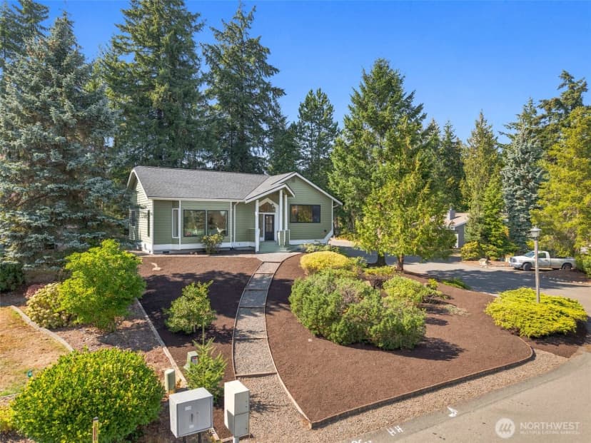 Property photo for 4989 Nw Francis Drive, Silverdale