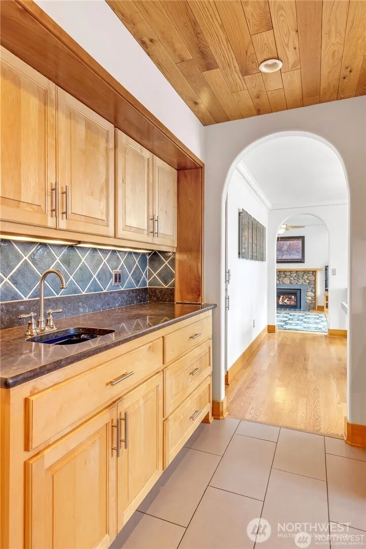 Property photo for 12730 Marine Drive, Marysville photo 14