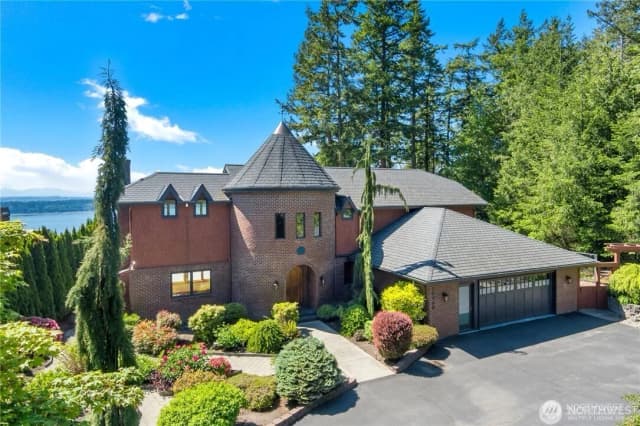 Property photo for 12730 Marine Drive, Marysville photo 2