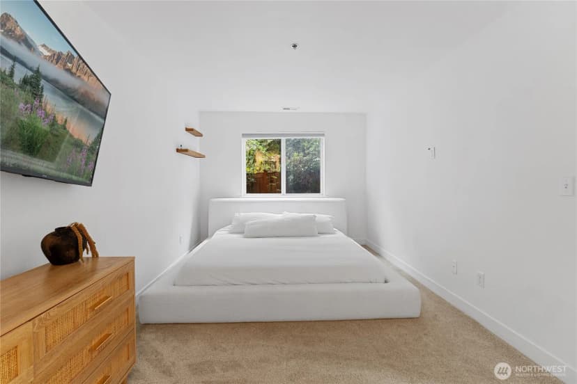 Property photo for 901 E Marine View Drive #305, Everett photo 25