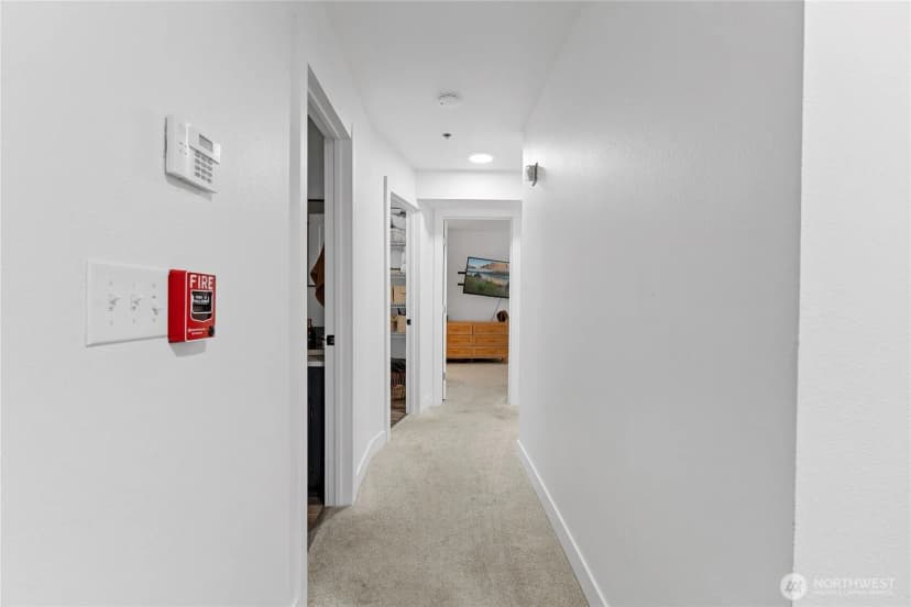 Property photo for 901 E Marine View Drive #305, Everett photo 18