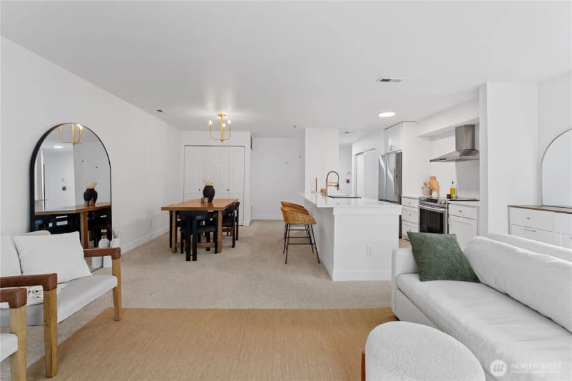 Property photo for 901 E Marine View Drive #305, Everett photo 7