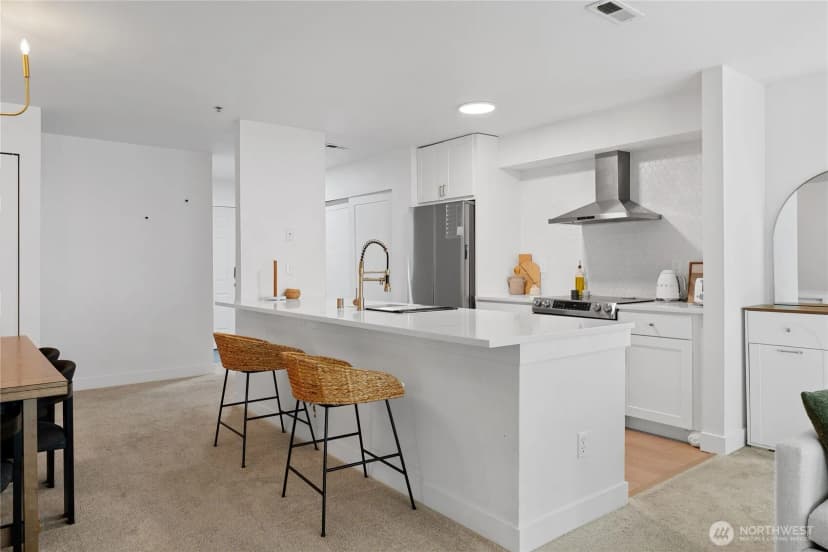 Property photo for 901 E Marine View Drive #305, Everett photo 12