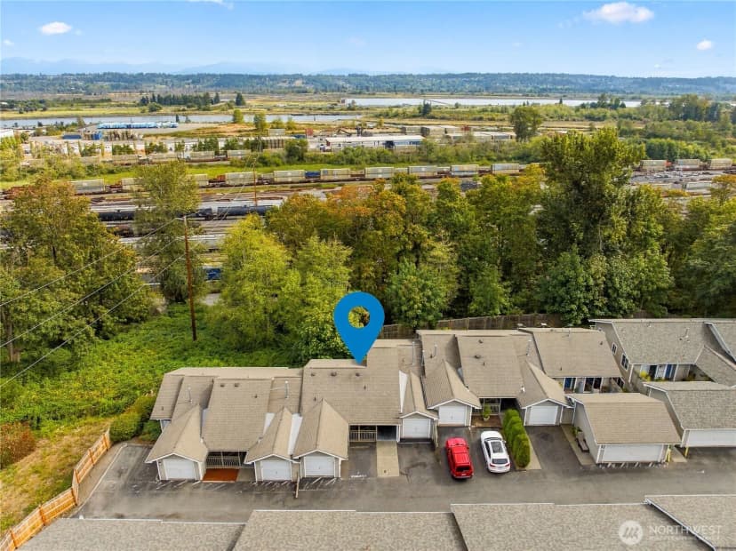 Property photo for 901 E Marine View Drive #305, Everett photo 36