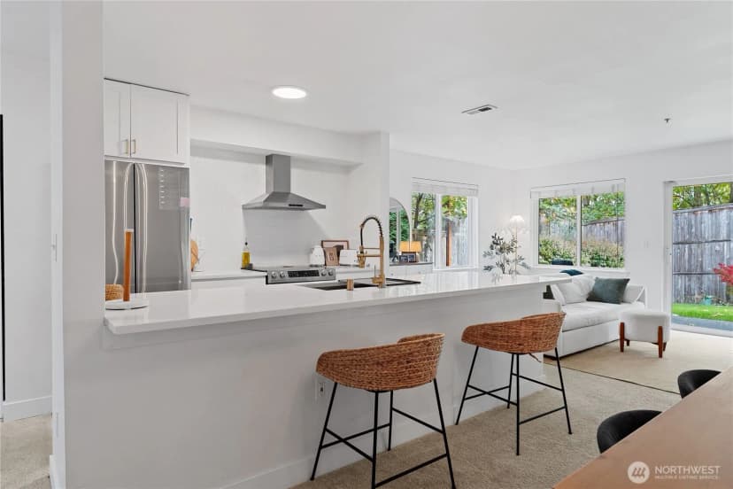 Property photo for 901 E Marine View Drive #305, Everett photo 5