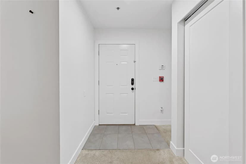 Property photo for 901 E Marine View Drive #305, Everett photo 14