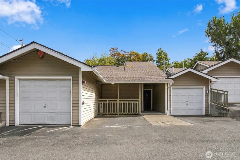 Property photo for 901 E Marine View Drive #305, Everett