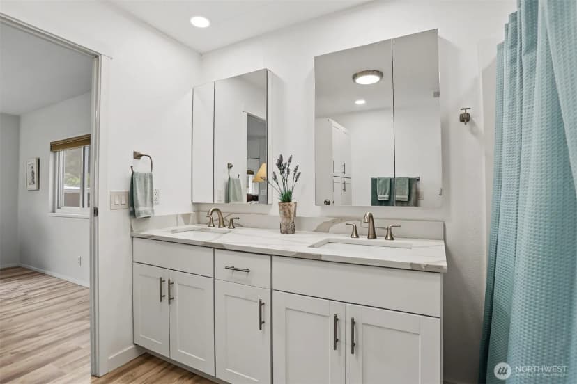Property photo for 1121 244th Street Sw #6, Bothell photo 22