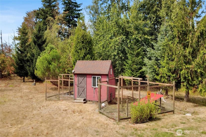 Property photo for 9605 Markworth Road, Blaine photo 31