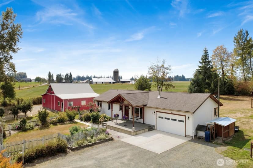 Property photo for 9605 Markworth Road, Blaine