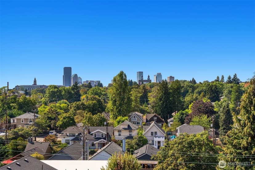 Property photo for 910 29th Avenue, Seattle photo 23