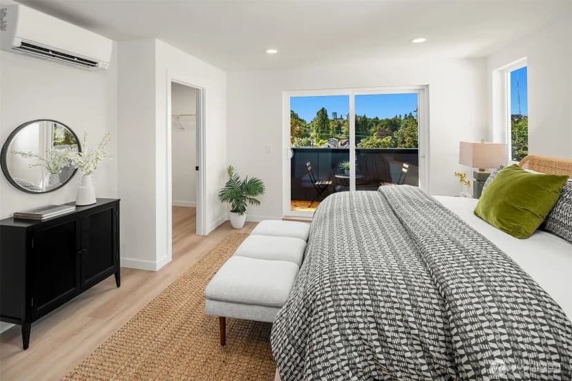 Property photo for 910 29th Avenue, Seattle photo 17