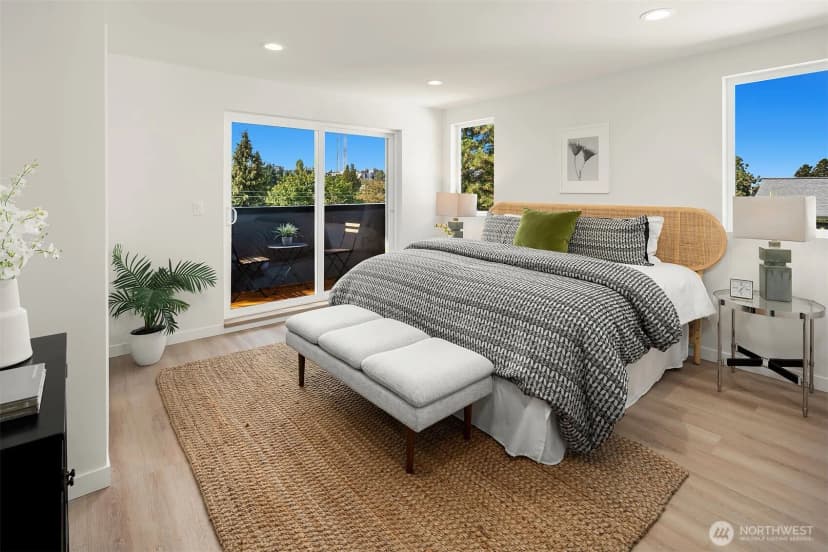 Property photo for 910 29th Avenue, Seattle photo 16