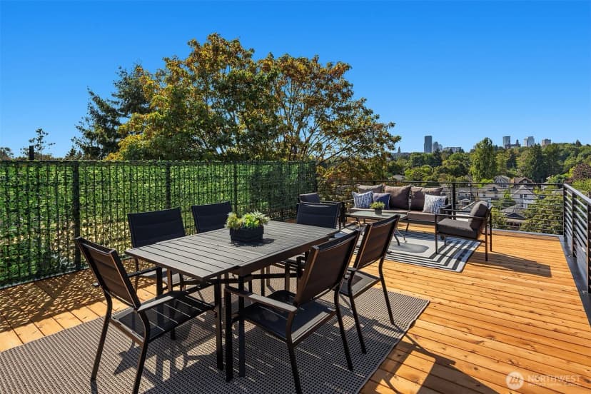 Property photo for 910 29th Avenue, Seattle photo 21