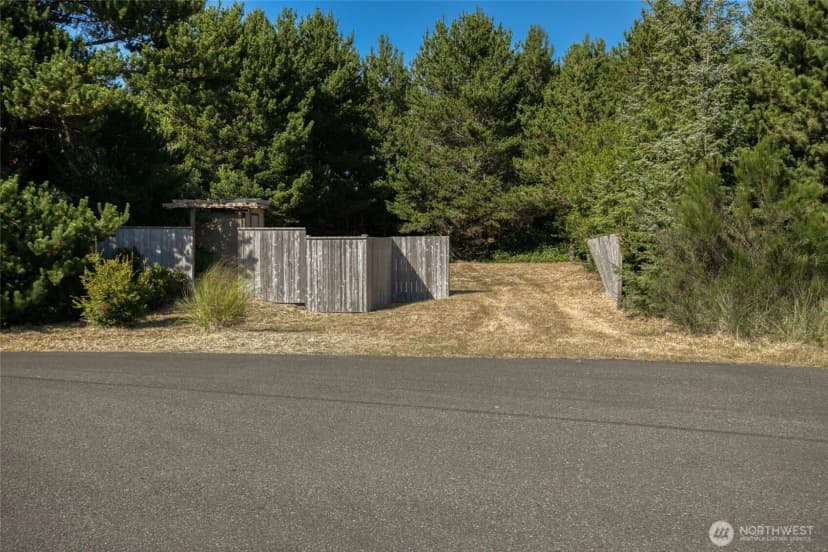 Property photo for 874 Telus Court, Ocean Shores photo 9