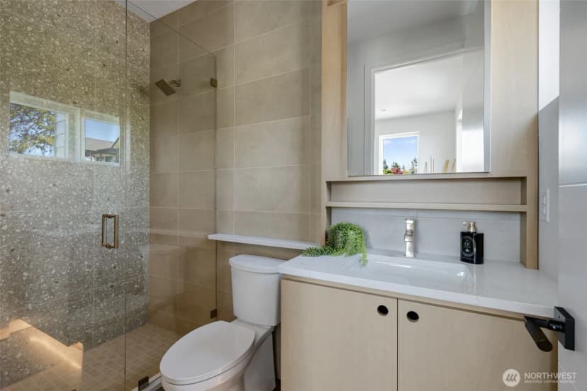 Property photo for 18638 2nd Avenue Sw, Normandy Park photo 30