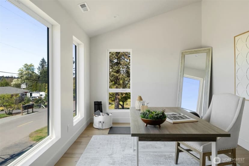 Property photo for 18638 2nd Avenue Sw, Normandy Park photo 32