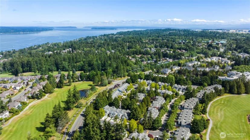 Property photo for 11510 Maple Court, Mukilteo photo 38