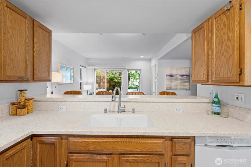 Property photo for 11510 Maple Court, Mukilteo photo 18