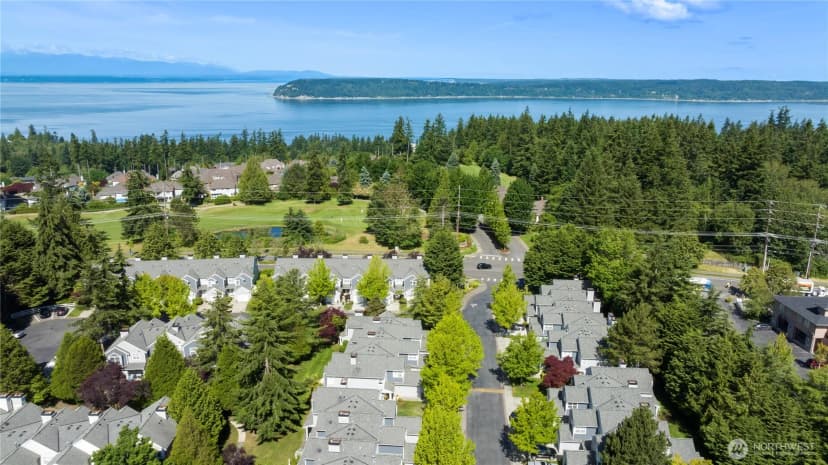 Property photo for 11510 Maple Court, Mukilteo photo 39
