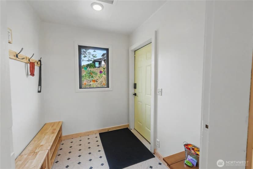 Property photo for 1027 W Seventh Street, Port Angeles photo 17