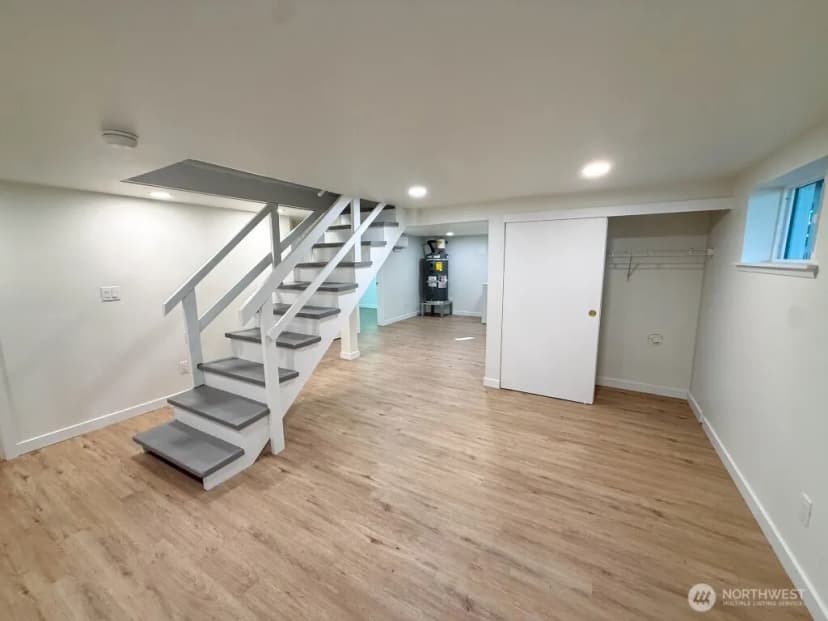Property photo for 641 Nw 180th Street, Shoreline photo 16