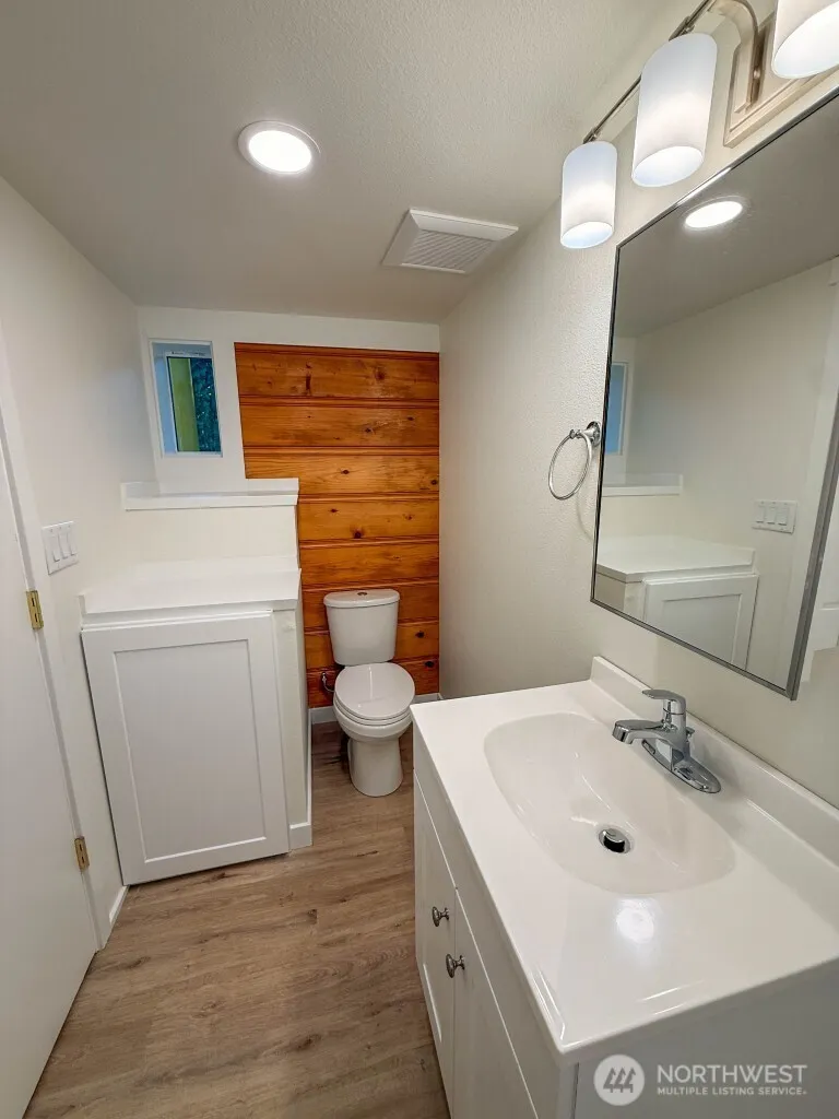 Property photo for 641 Nw 180th Street, Shoreline photo 23