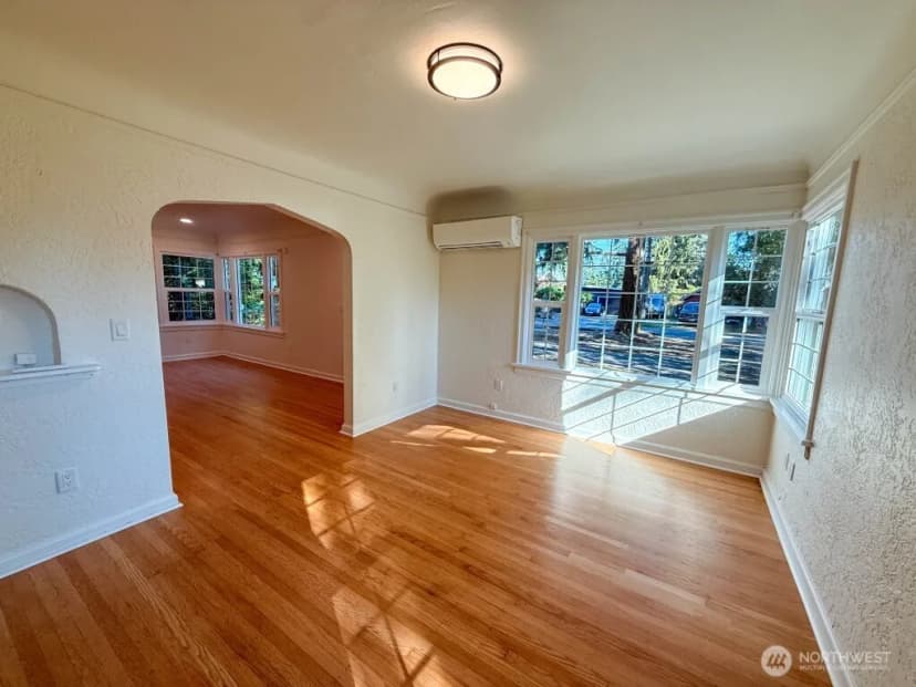 Property photo for 641 Nw 180th Street, Shoreline photo 8