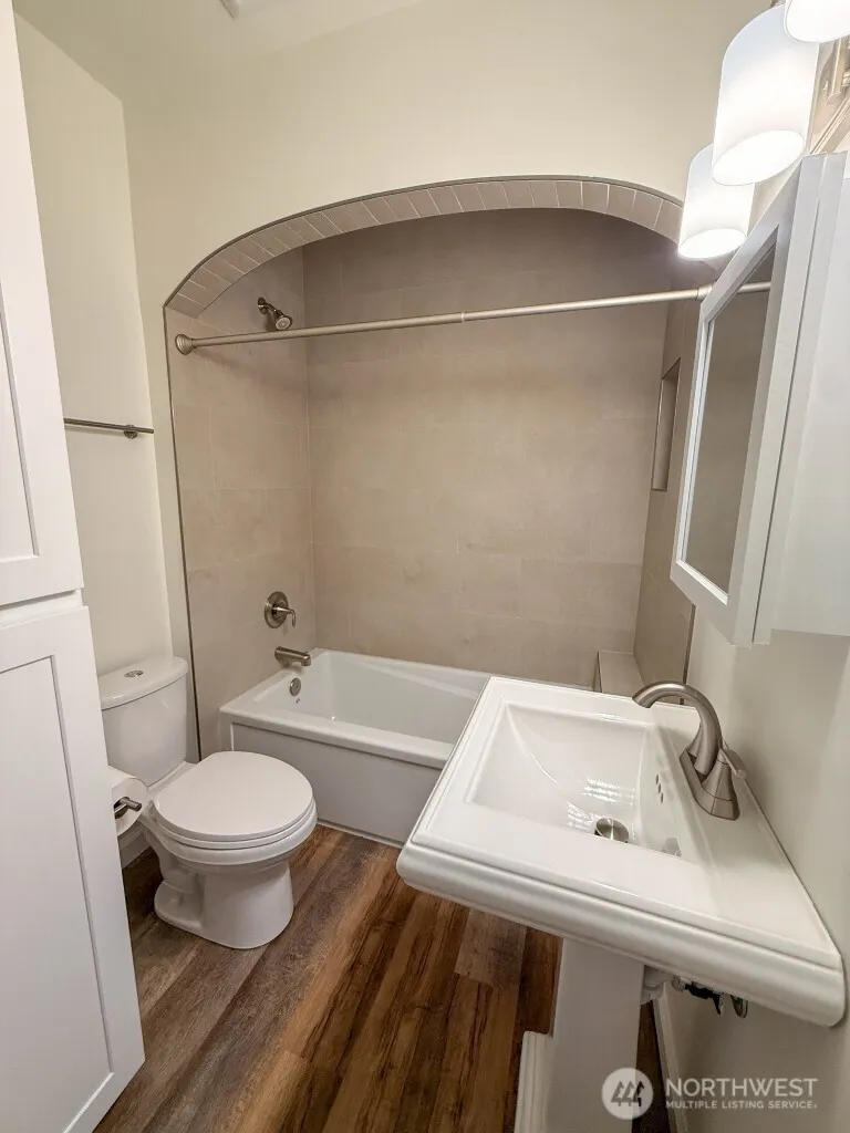 Property photo for 641 Nw 180th Street, Shoreline photo 24