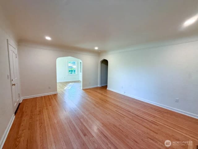 Property photo for 641 Nw 180th Street, Shoreline photo 5