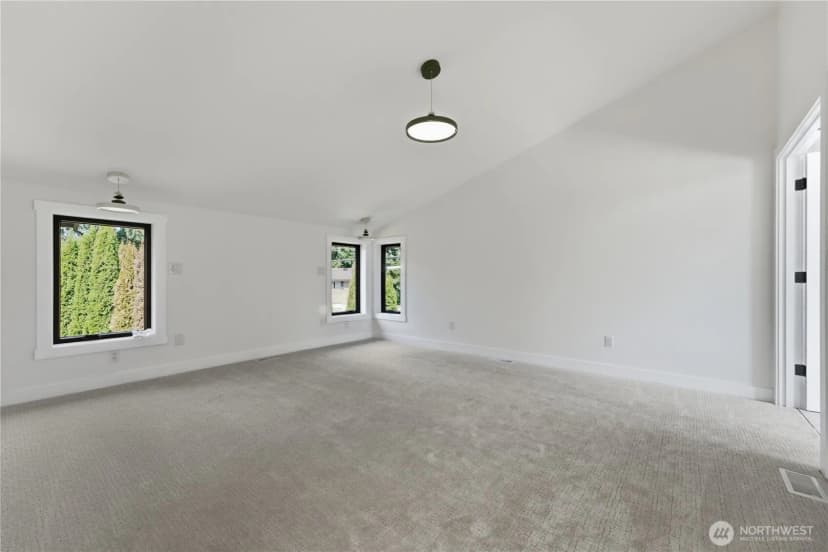 Property photo for 13105 Ne 87th Avenue, Kirkland photo 13