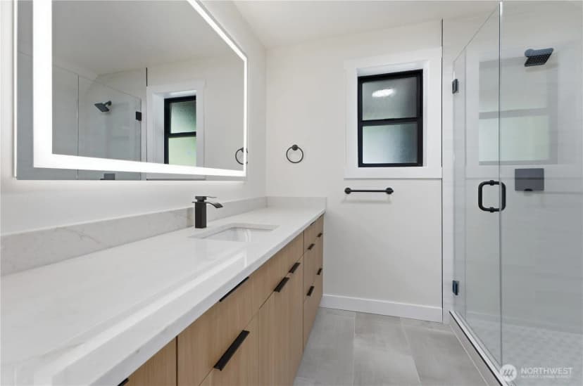 Property photo for 13105 Ne 87th Avenue, Kirkland photo 29