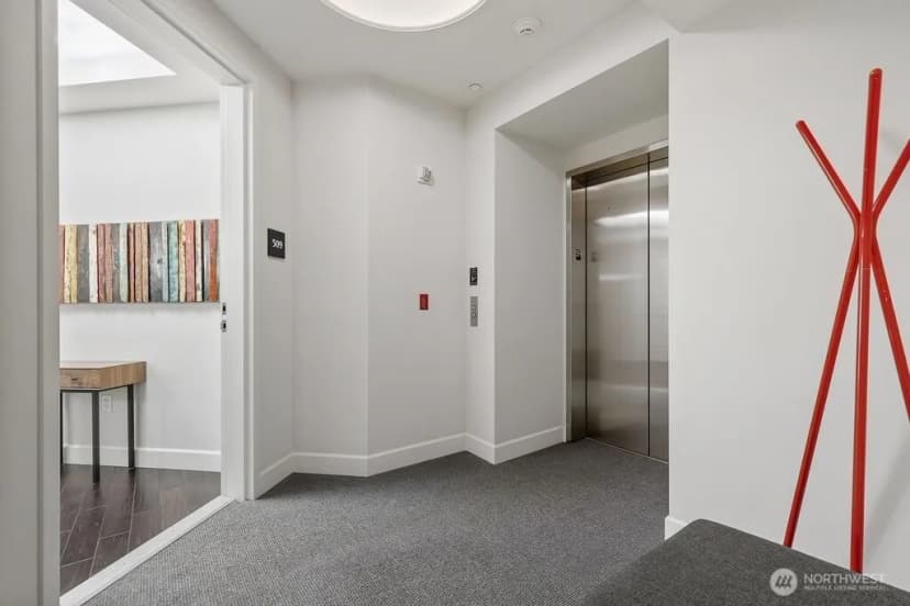 Property photo for 1920 4th Avenue #509, Seattle photo 11