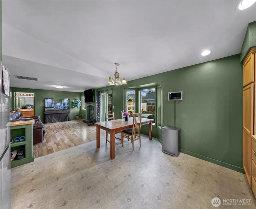 Property photo for 7510 Seashell Way, Blaine photo 15