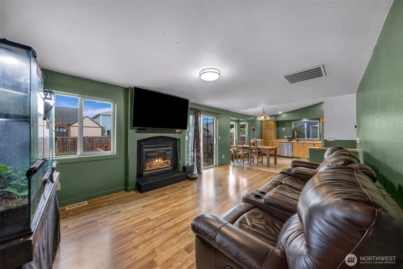 Property photo for 7510 Seashell Way, Blaine photo 18