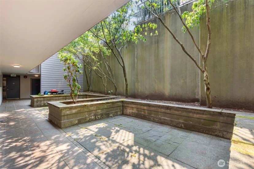 Property photo for 1601 Taylor Avenue N #204, Seattle photo 29