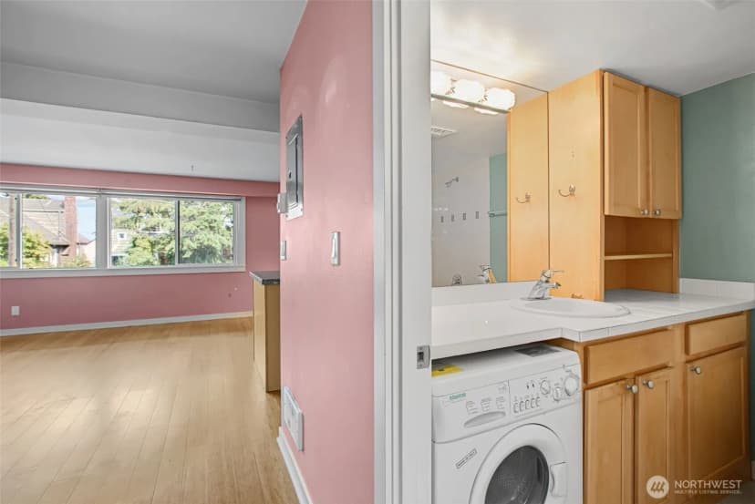 Property photo for 1601 Taylor Avenue N #204, Seattle photo 25