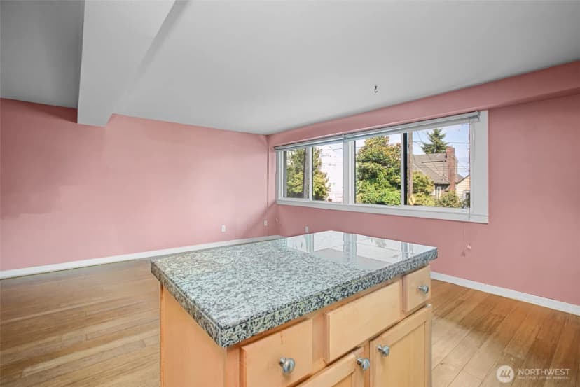 Property photo for 1601 Taylor Avenue N #204, Seattle photo 16