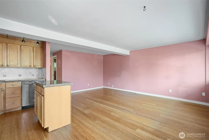 Property photo for 1601 Taylor Avenue N #204, Seattle photo 10