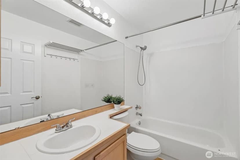 Property photo for 1131 115th Street Sw #f1, Everett photo 20
