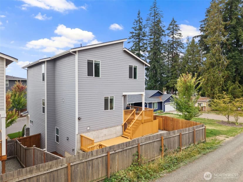 Property photo for 650 Nw Gardenia Way, Bremerton photo 20