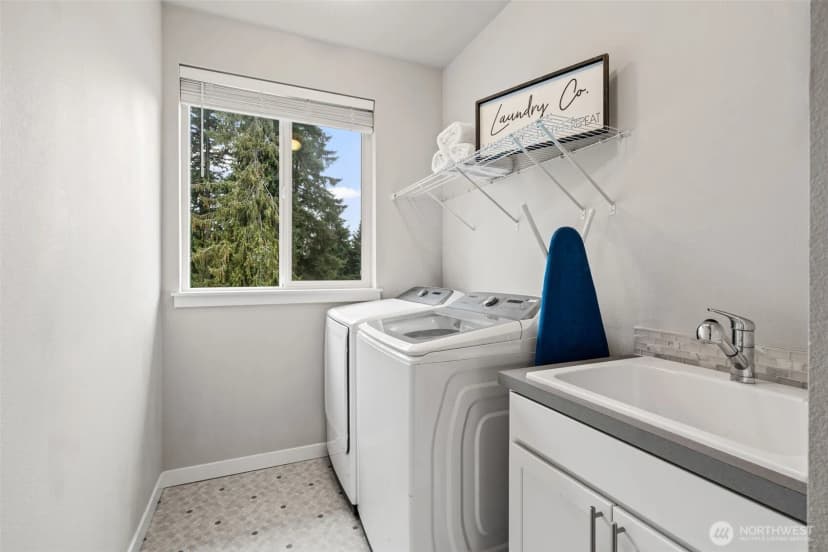 Property photo for 650 Nw Gardenia Way, Bremerton photo 37